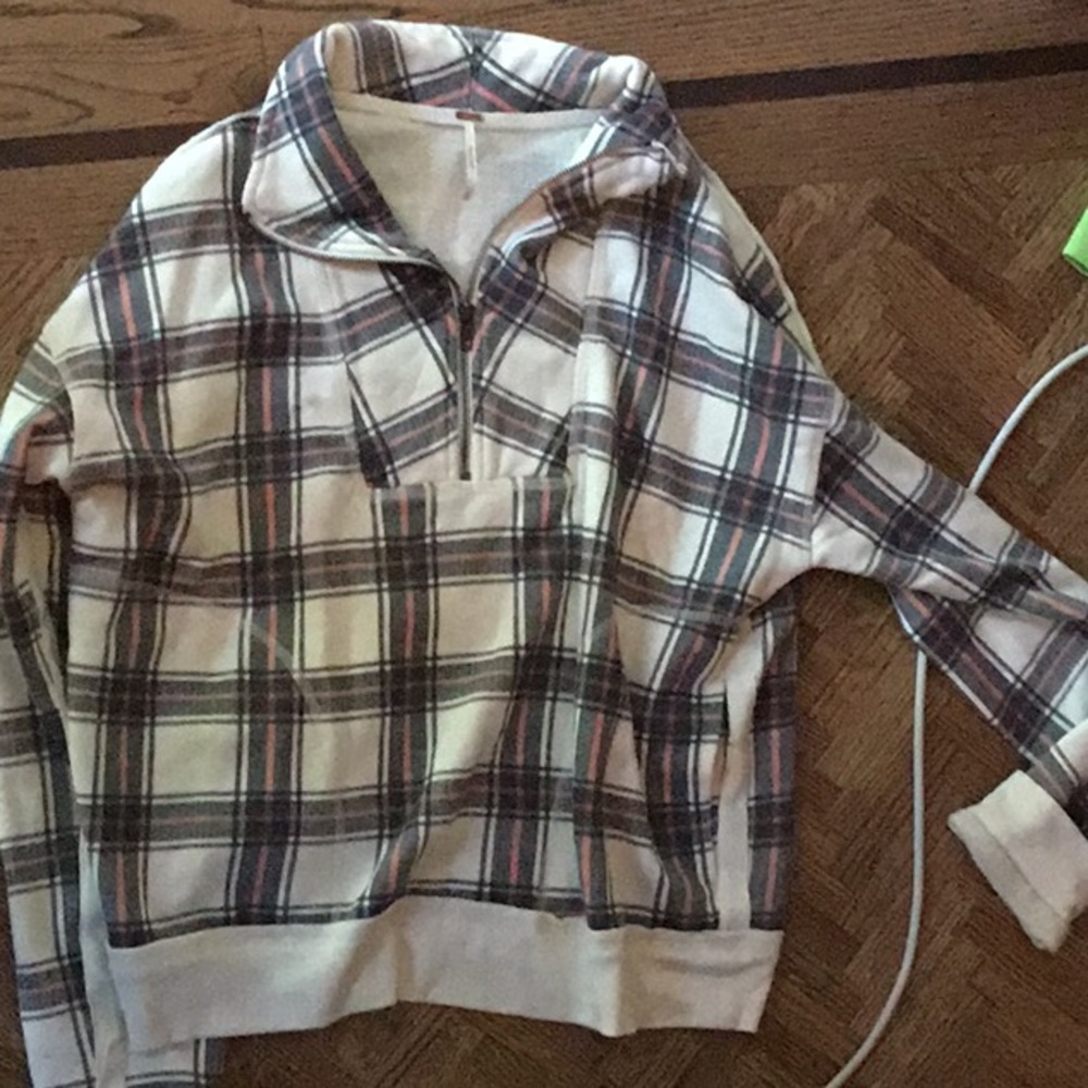 Free People Women's plaid sweatshirt